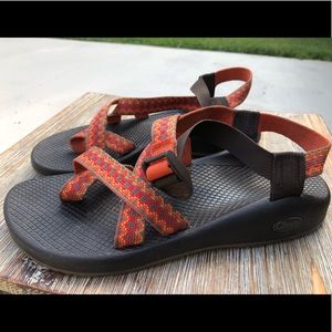 Women's Chacos Size 10